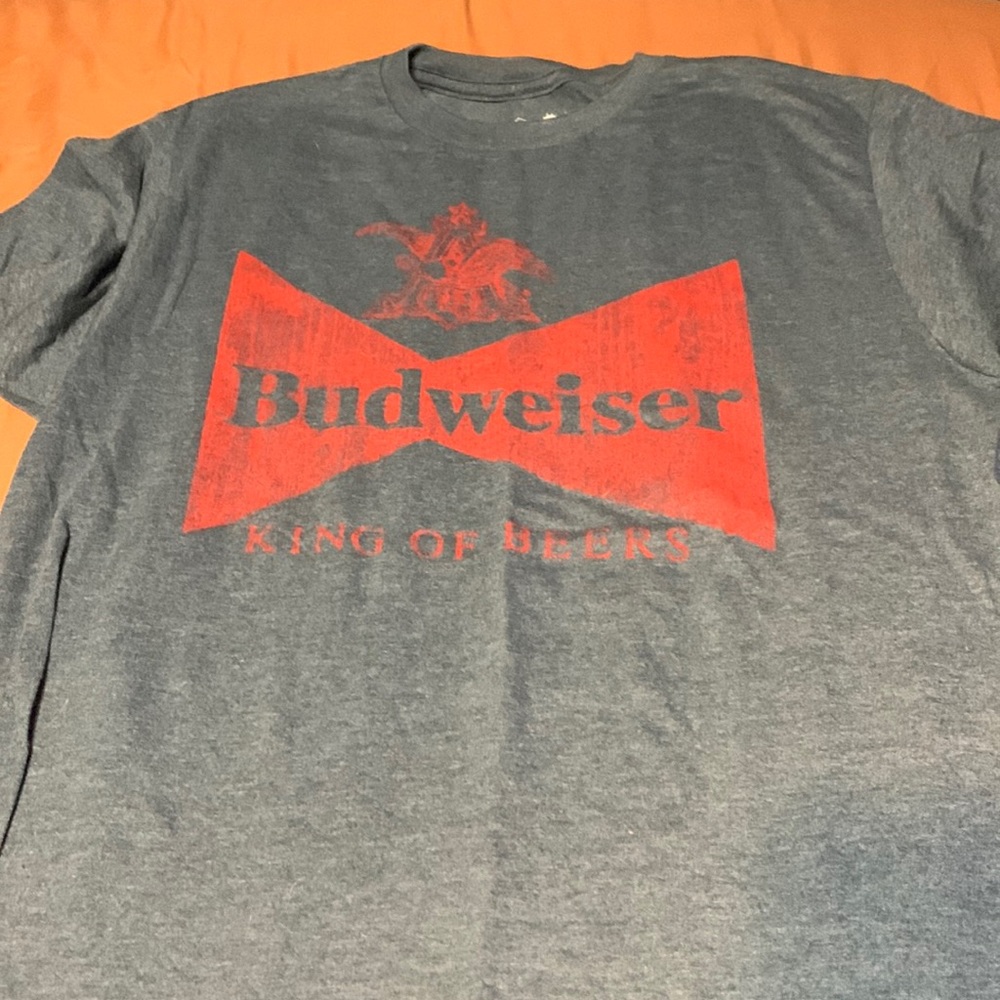 Mens medium Budweiser shirt